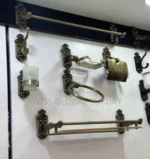 High Complete Set of Bathroom Accessories
