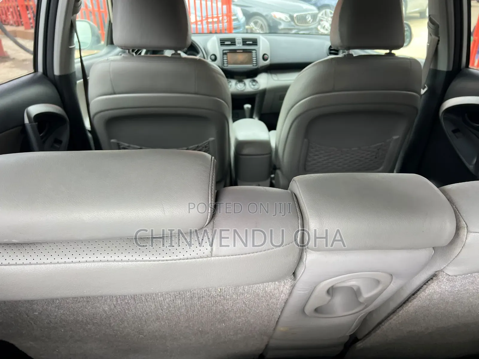 Toyota RAV4 2010 Silver