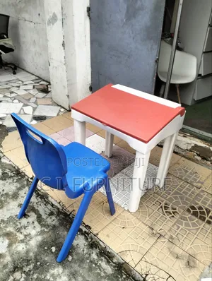 Good School Desk for People