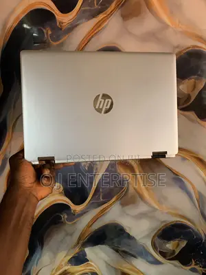 Laptop HP Pavilion 14 x360 2-in-1 8GB Intel Core i5 SSD 256GB
