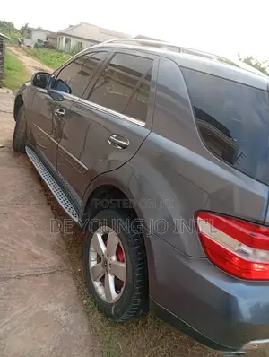 Mercedes-Benz M Class ML 350 4Matic 2010 Gray