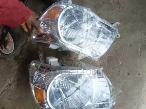 Headlamp Toyota Tacoma 2005-2008