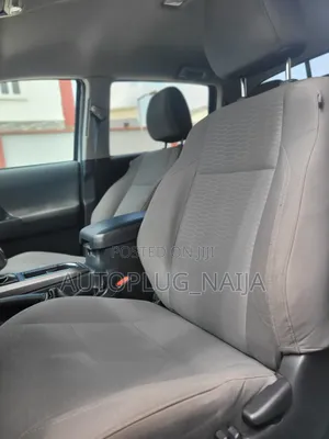 Toyota Tacoma 2019 White