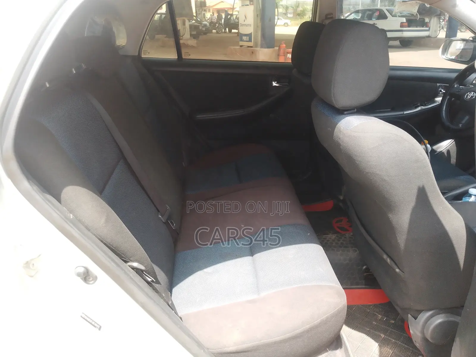 Toyota Corolla 2005 Silver