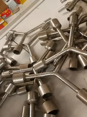 Tire Lug Nut Wrench