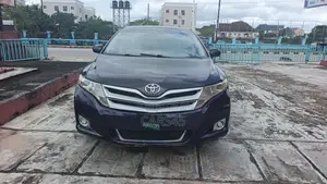 Toyota Venza 2011 Blue
