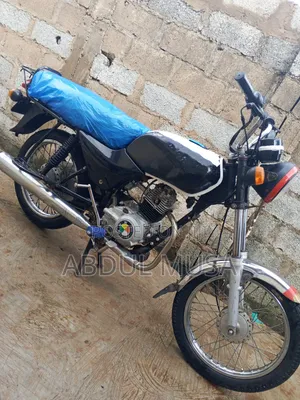 Bajaj Boxer 2021 Black