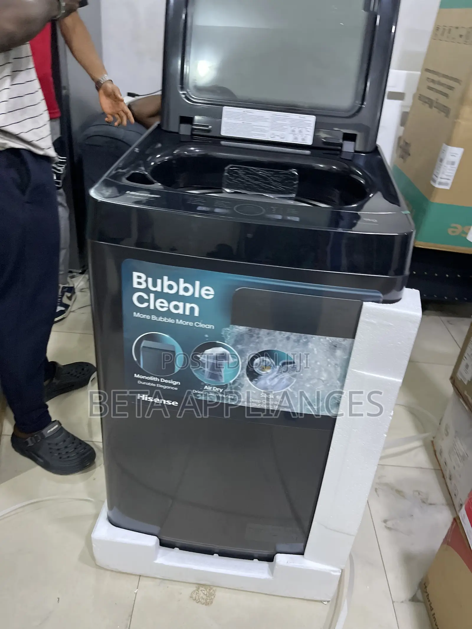 Digital Hisense 9KG Washing Machine
