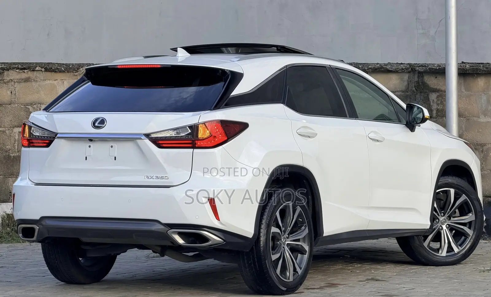 Lexus RX 350 AWD 2017 White