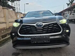 Toyota Highlander 2023 Black