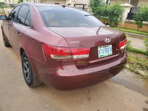 Hyundai Sonata 2009 Red