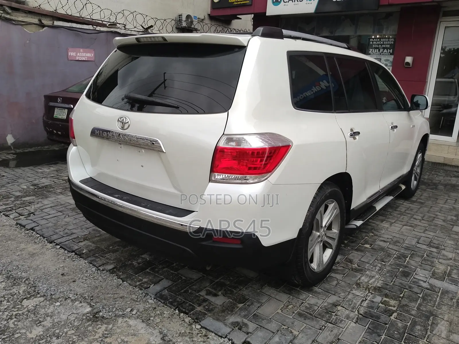 Toyota Highlander 2012 Beige