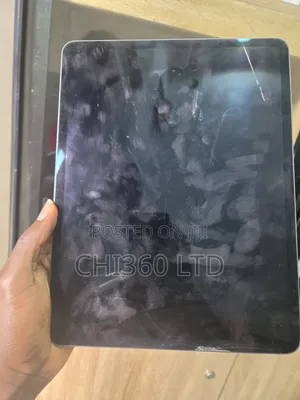 Apple iPad Pro 12.9 (2020) 128 GB Silver