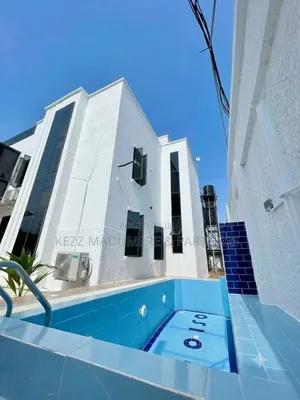 3bdrm Duplex in Awoyaya,Sangotedo, for rent