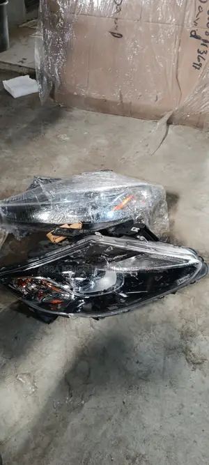 Mazda CX 9 Head Lamp 2014