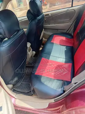 Toyota Corolla 2000 Red