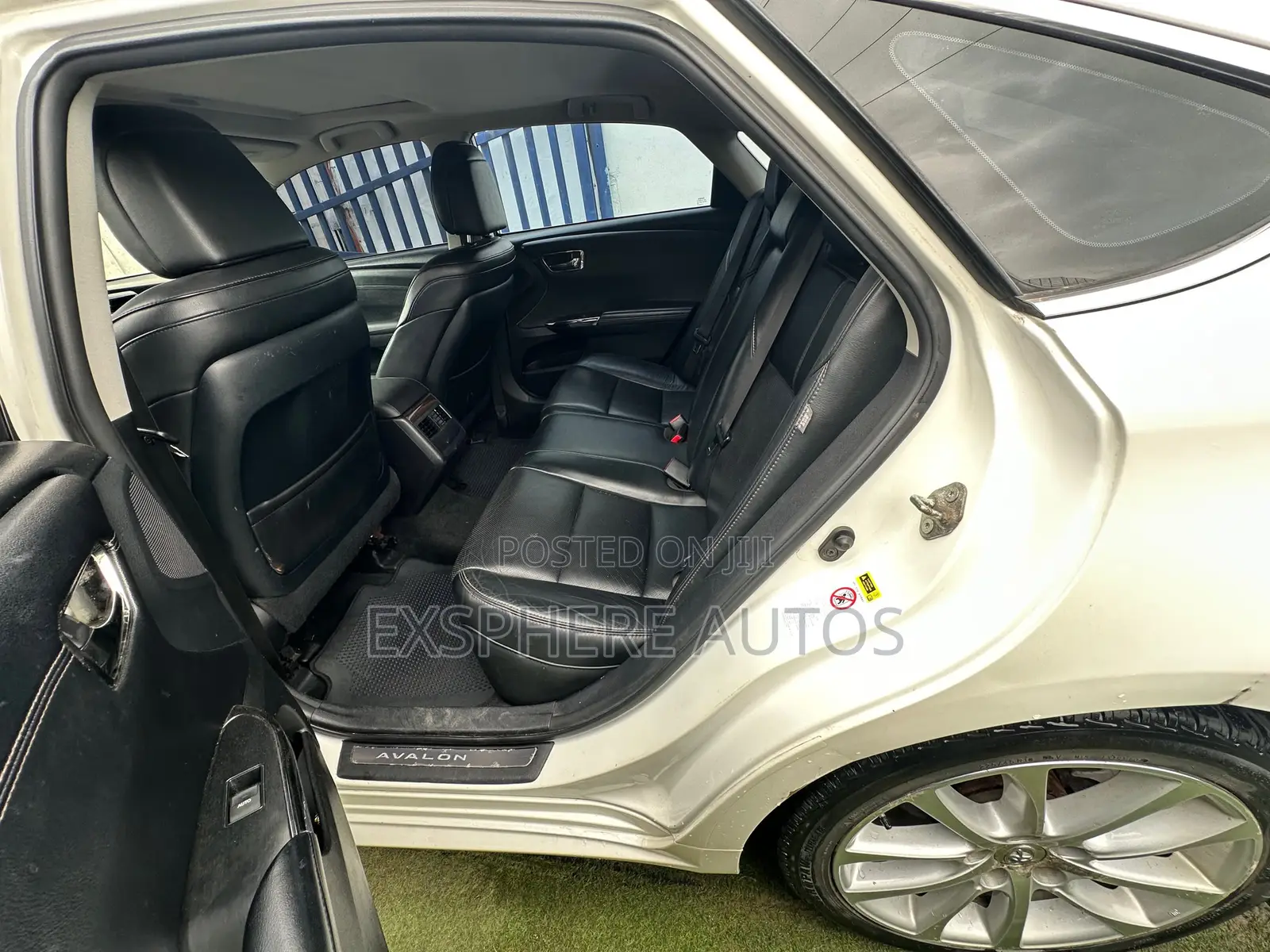 Toyota Avalon 2014 White