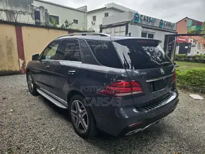 Mercedes-Benz GLE-Class 2016 Gray
