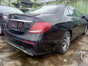 Mercedes-Benz E400 2018 Black