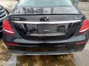 Mercedes-Benz E400 2018 Black