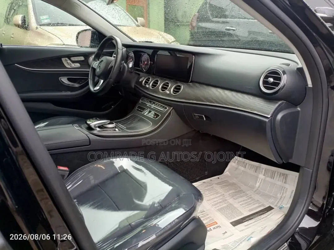 Mercedes-Benz E400 2018 Black
