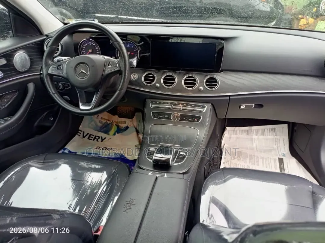 Mercedes-Benz E400 2018 Black