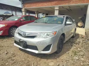 Toyota Camry 2012 Silver