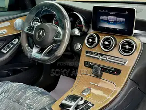 Mercedes-Benz GLC-Class 2019 Black