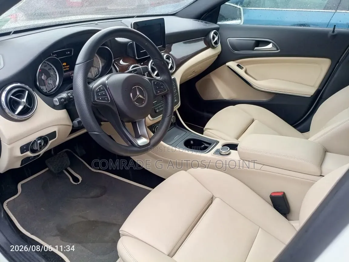 Mercedes-Benz GLA 250 2016 White