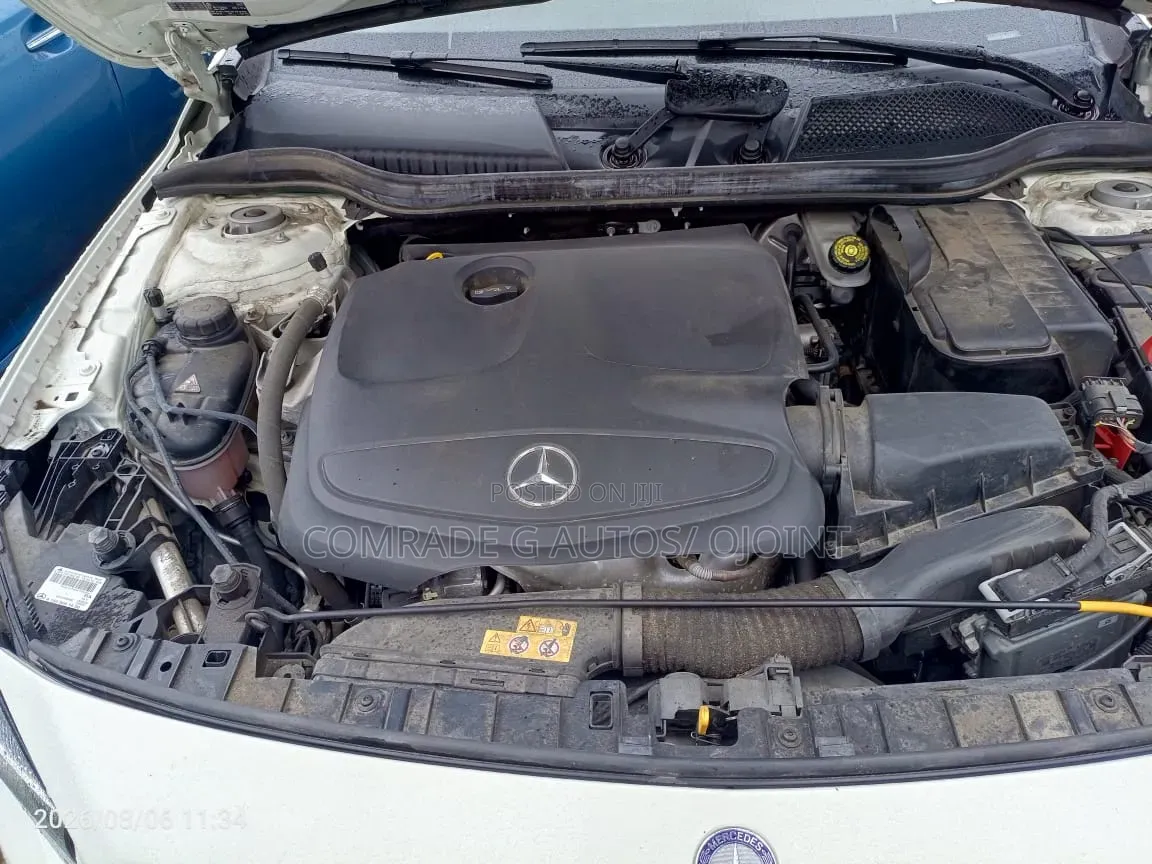 Mercedes-Benz GLA 250 2016 White