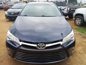 Toyota Camry 2016 Blue
