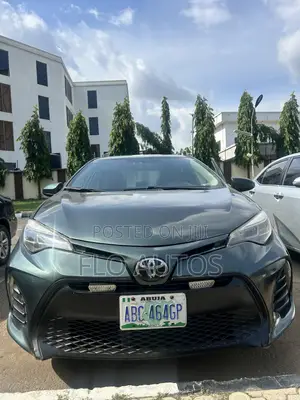 Toyota Corolla LE 4dr Sedan (1.8L 4cyl CVT) 2015 Green