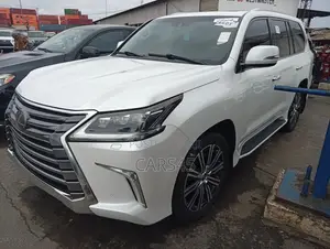 Lexus LX 2019 White