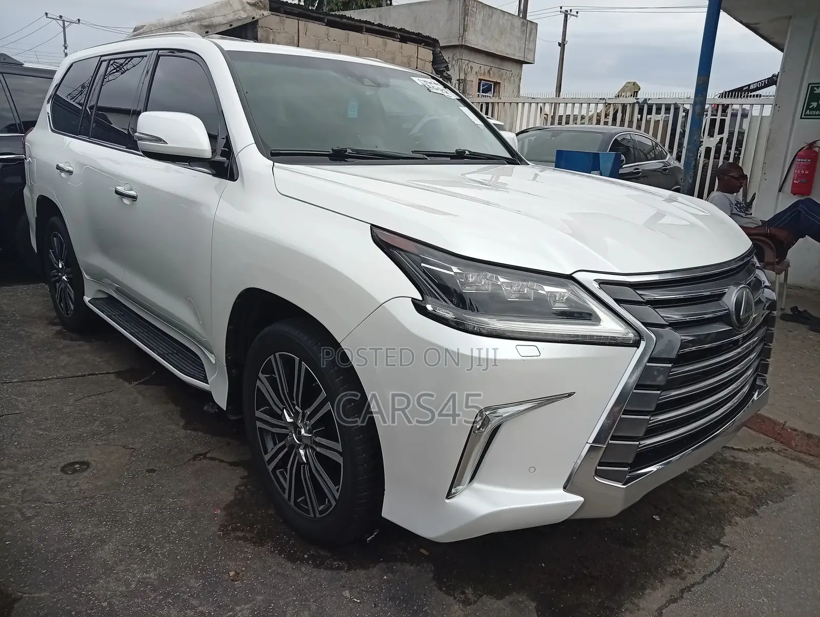 Lexus LX 2019 White
