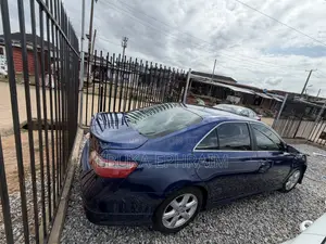 Toyota Camry SE V6 4dr Sedan (3.5L 6cyl 6AM) 2008 Blue