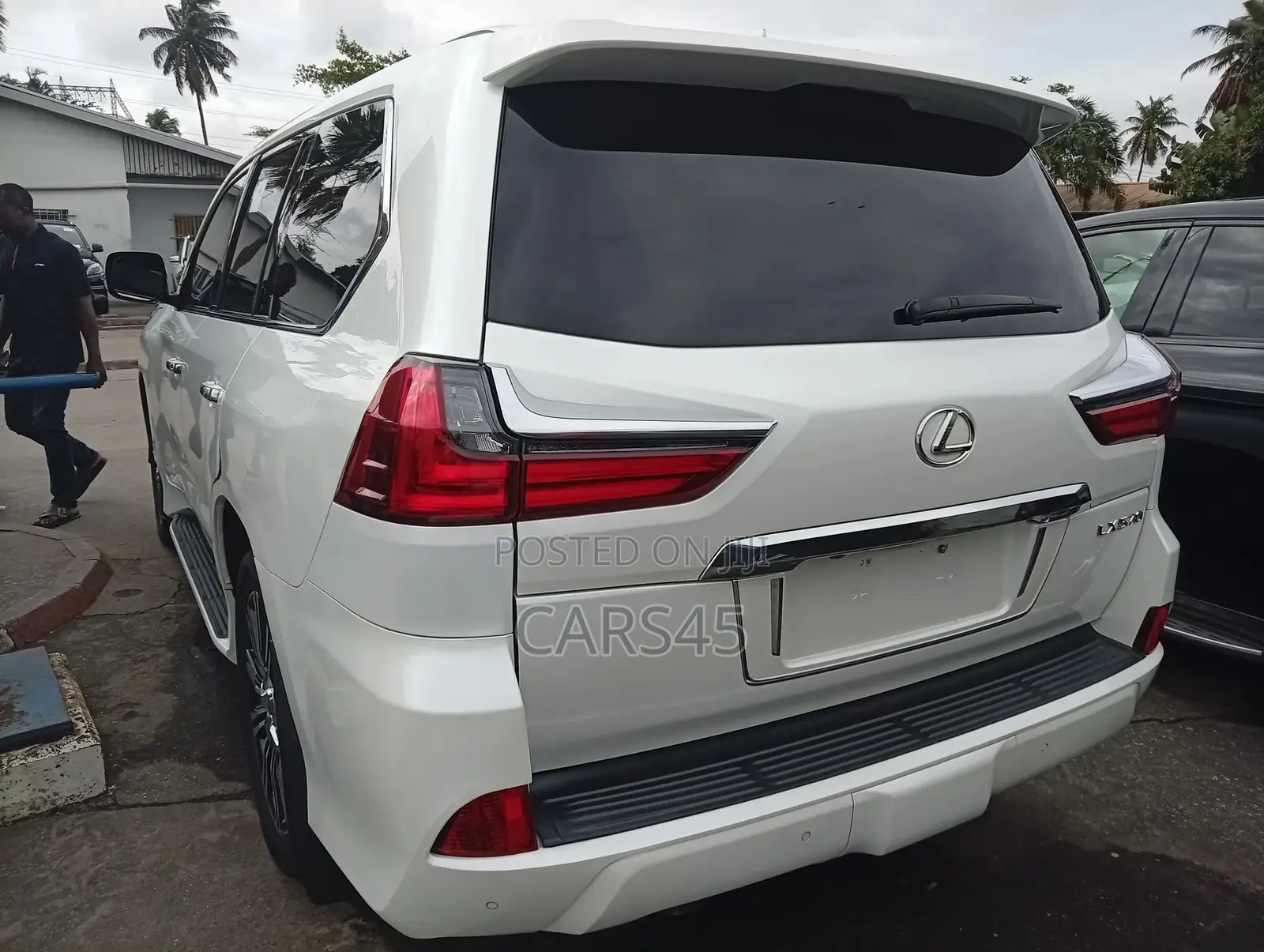 Lexus LX 2019 White