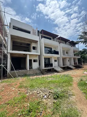 5bdrm Duplex in Wuse 2 for sale