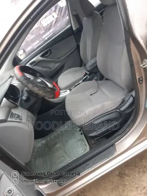 Hyundai Elantra Limited Sedan FWD (1.8L 4cyl 6A) 2013 Gray