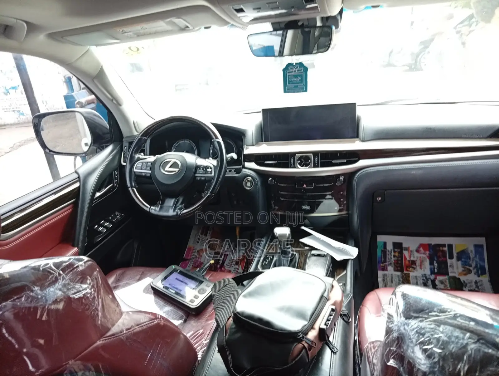 Lexus LX 2019 White