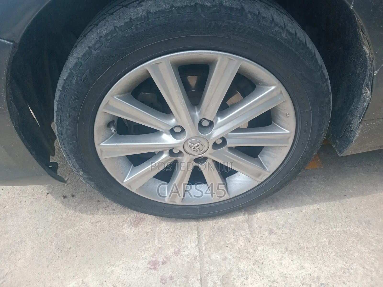Toyota Camry 2016 Gray