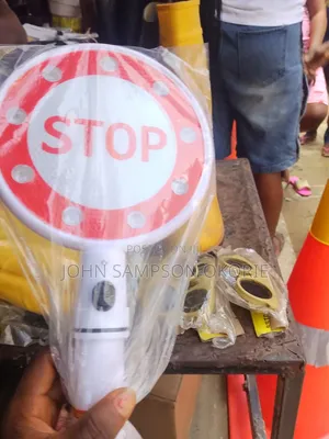 Stop and Go Road Traffic Light