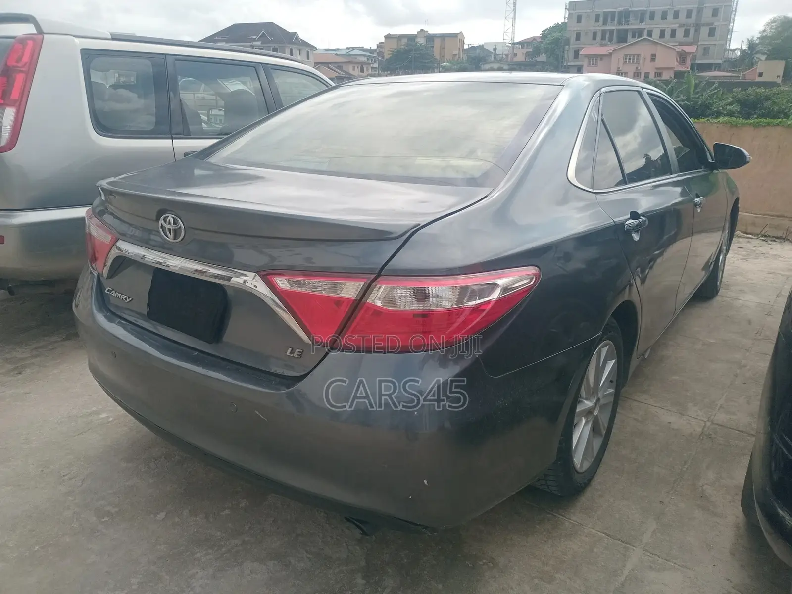 Toyota Camry 2016 Gray