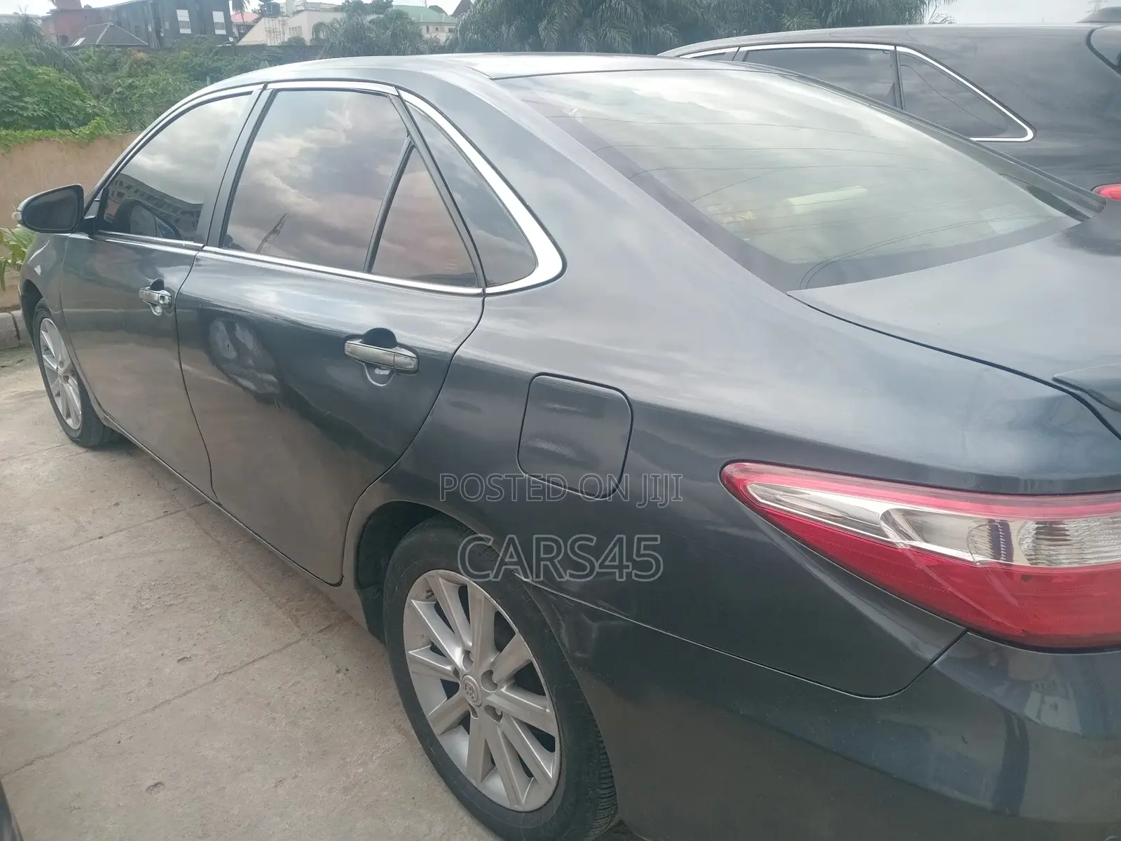 Toyota Camry 2016 Gray