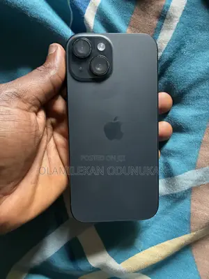 Apple iPhone 15 128 GB Black