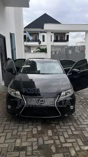 Lexus ES 2014 Black
