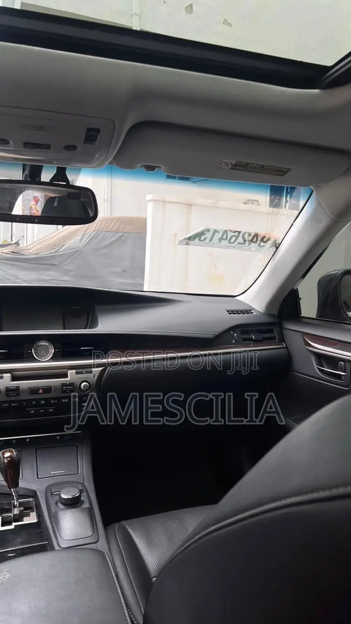 Lexus ES 2014 Black