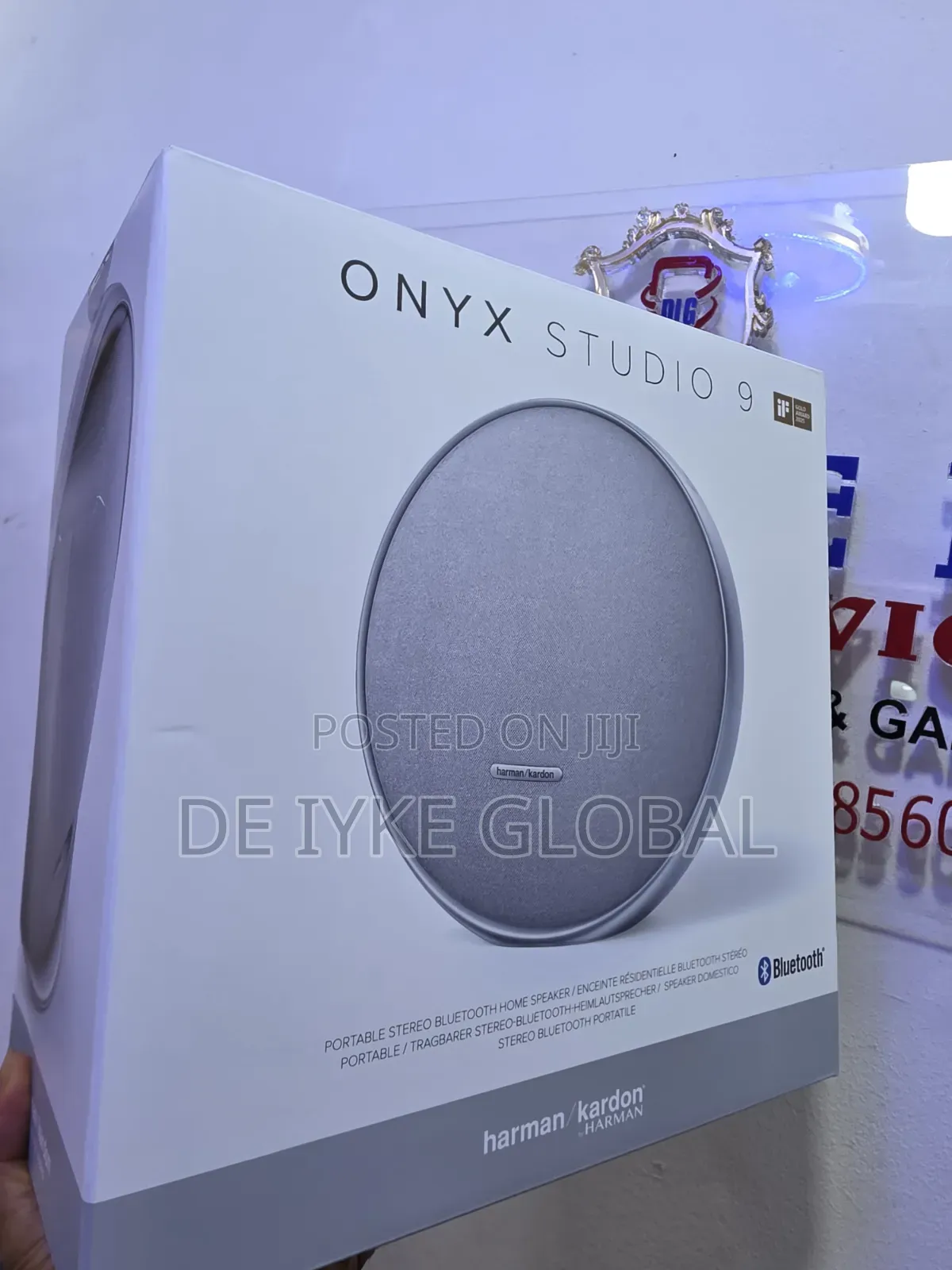 Onyx Studio 9