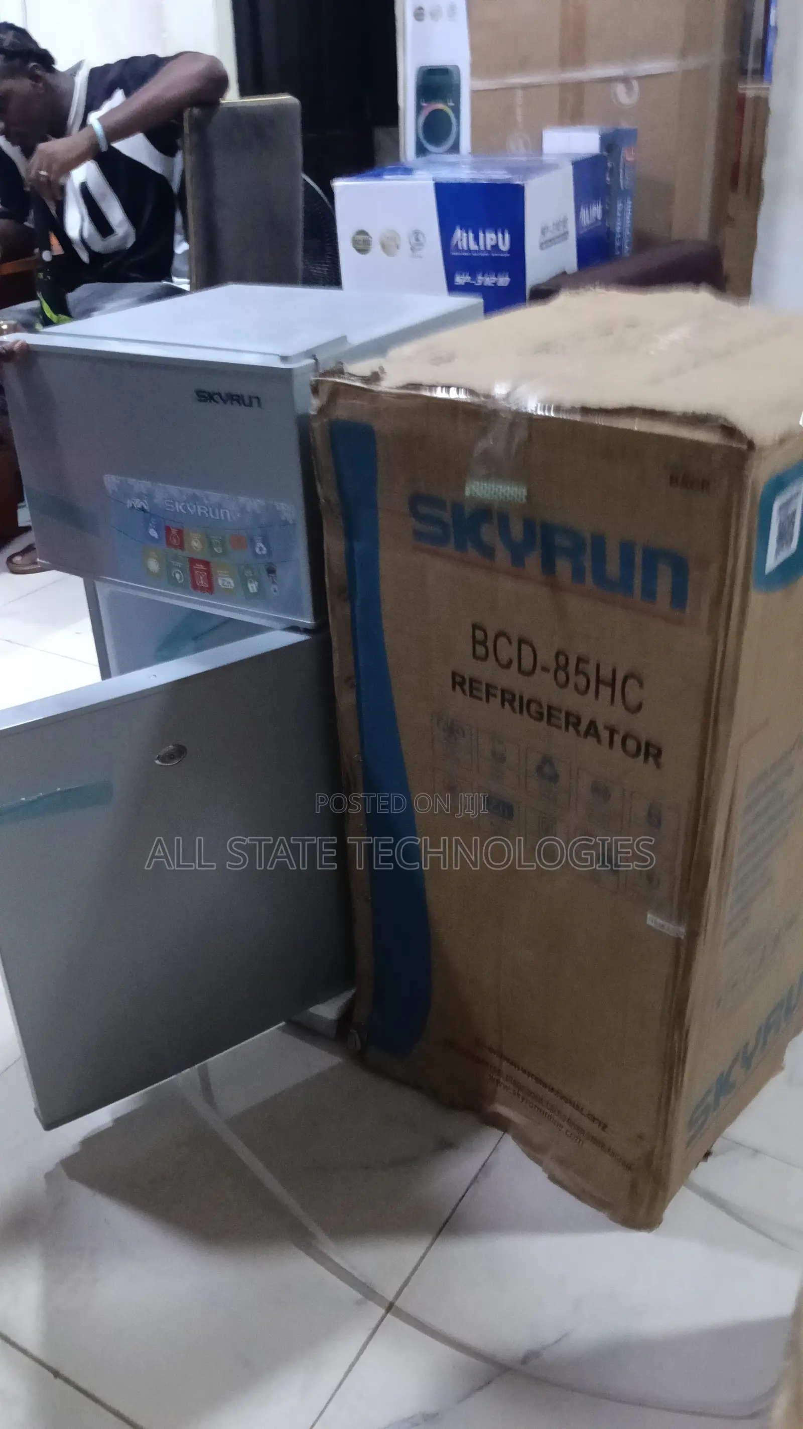 Compact SKYRUN BCD-85HC 85L Double Door Fridge