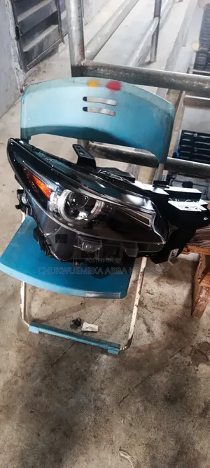Mazda CX 9 2018 Head Lamp