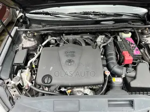 Toyota Camry 2018 Gray